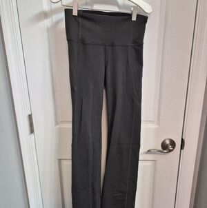 Black Under Armour High-Waisted Yoga Pants